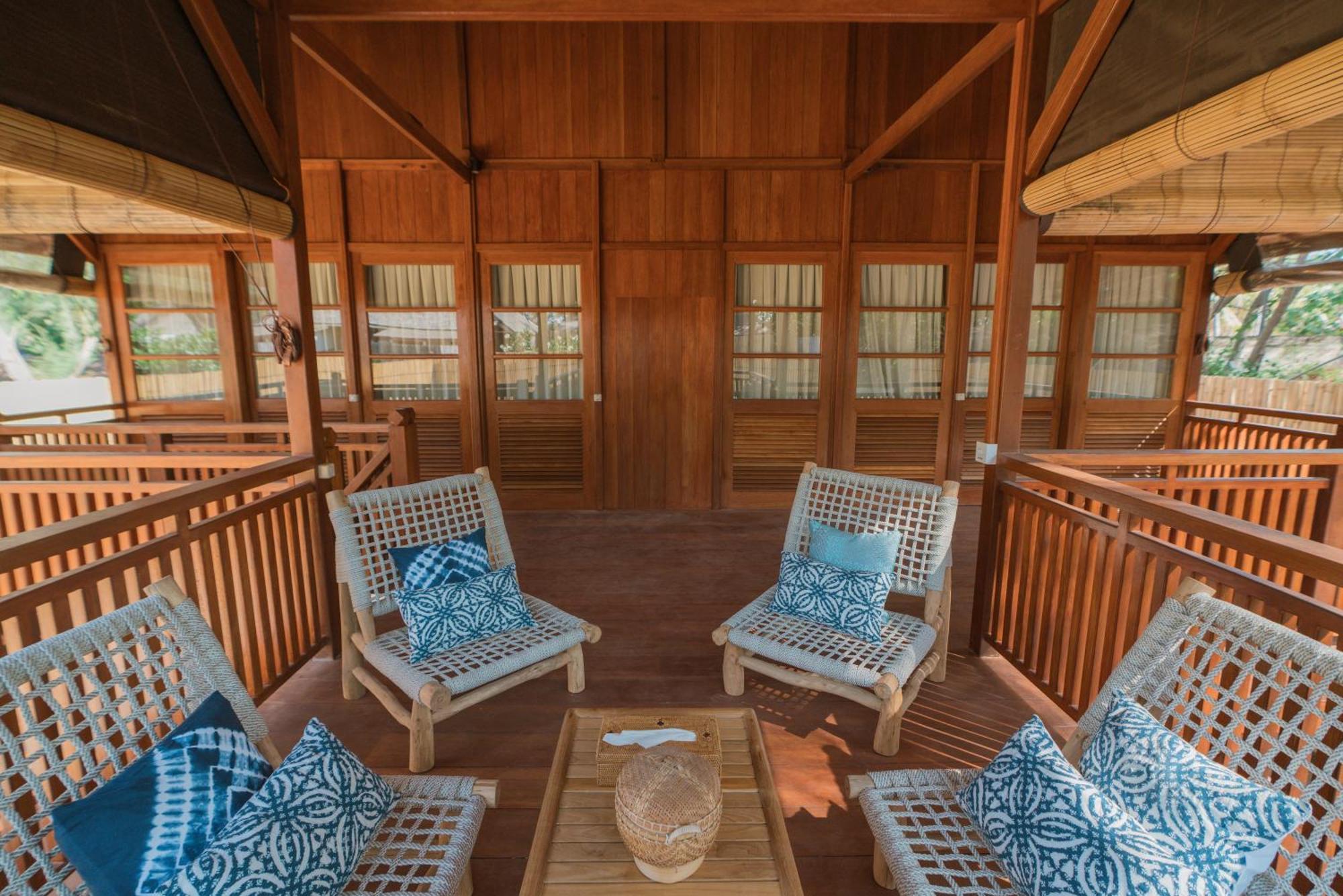 The Gili Beach Resort Gili Trawangan Bagian luar foto