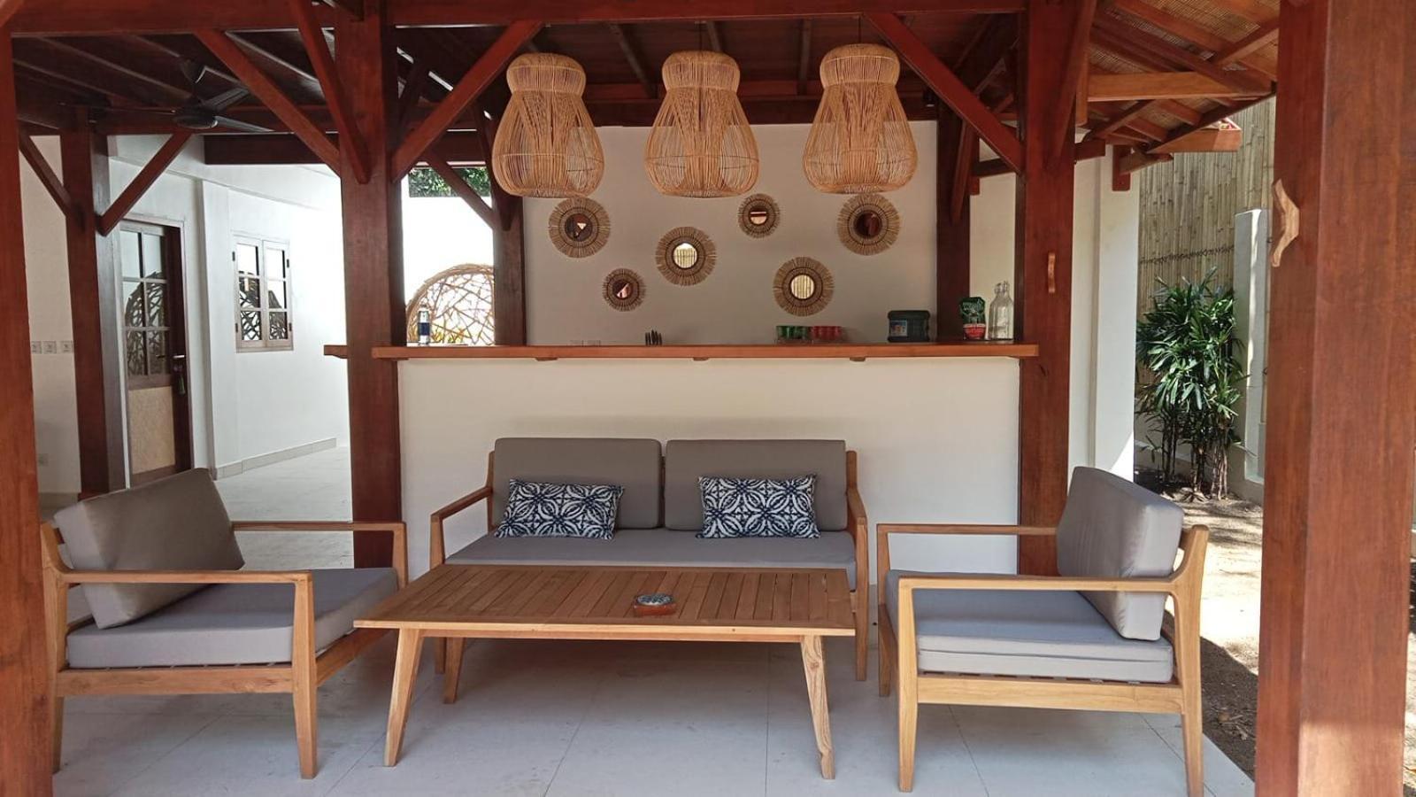 The Gili Beach Resort Gili Trawangan Bagian luar foto