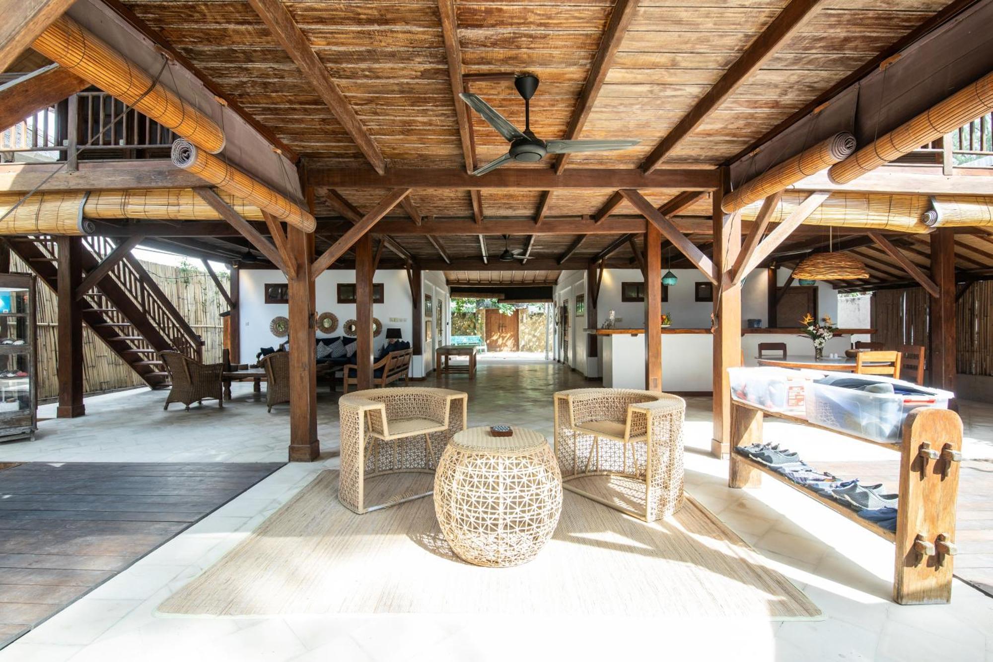 The Gili Beach Resort Gili Trawangan Bagian luar foto