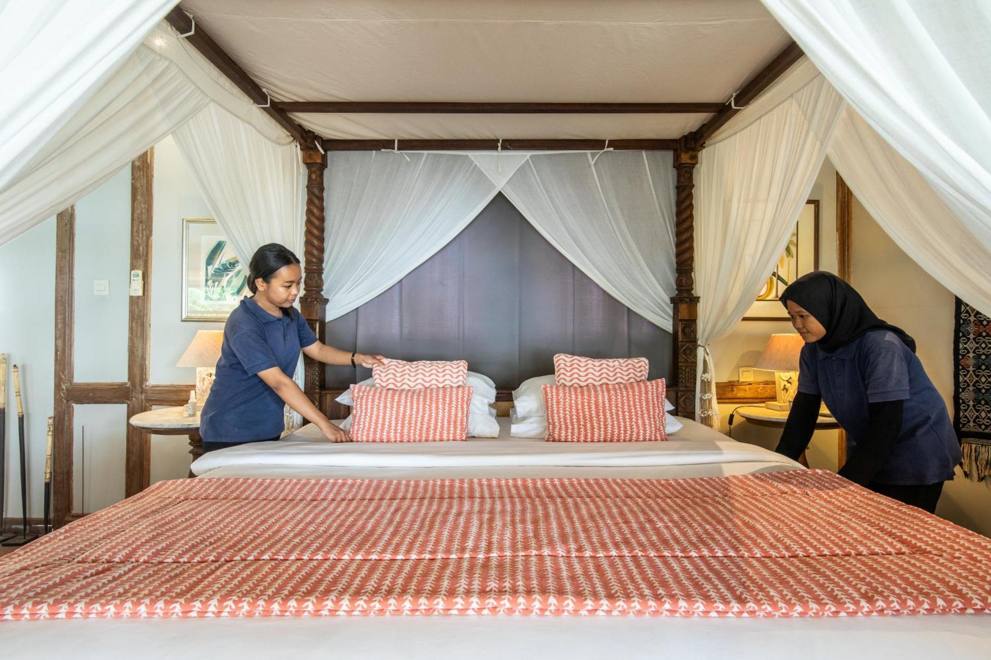 The Gili Beach Resort Gili Trawangan Bagian luar foto
