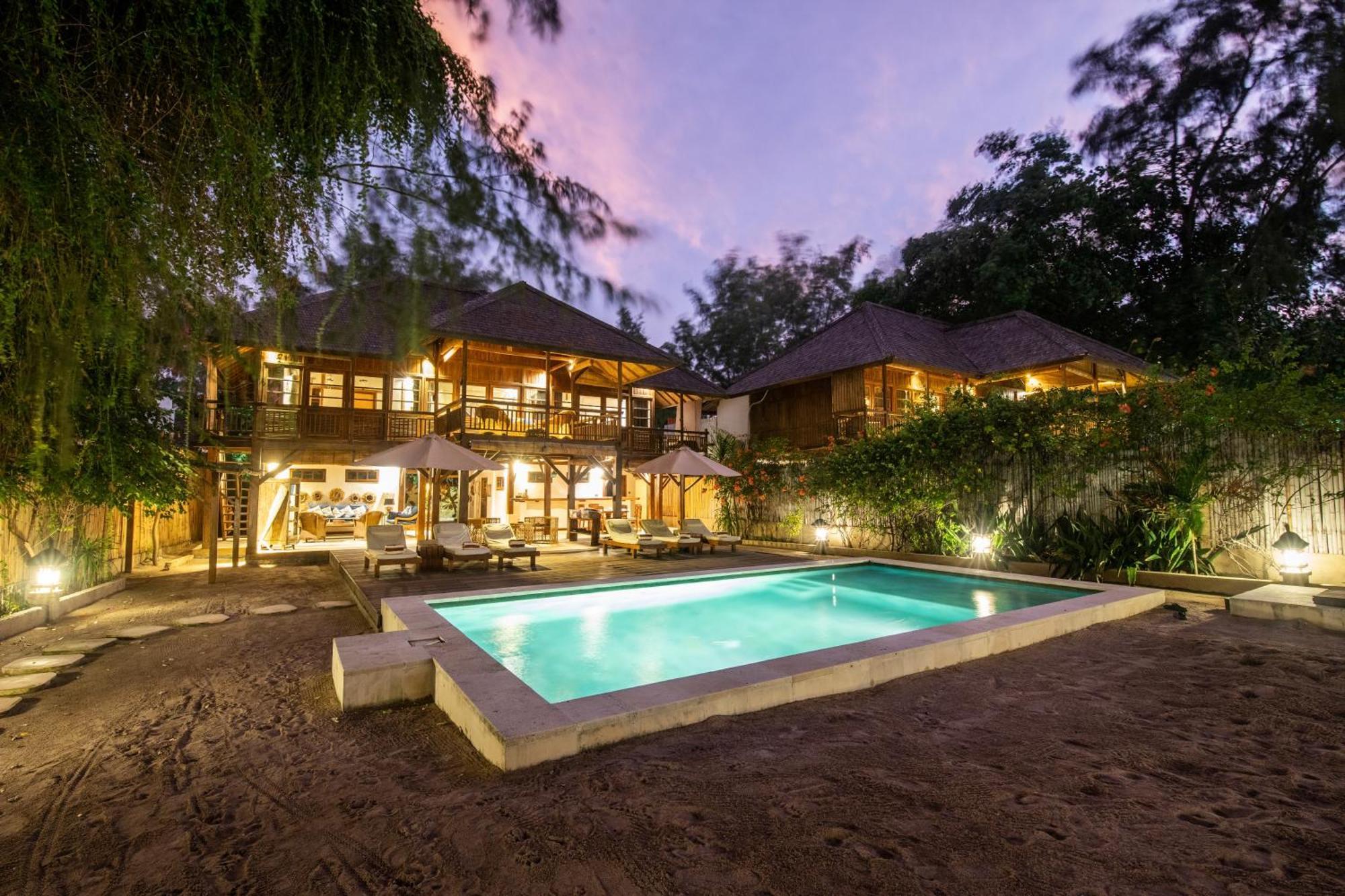 The Gili Beach Resort Gili Trawangan Bagian luar foto