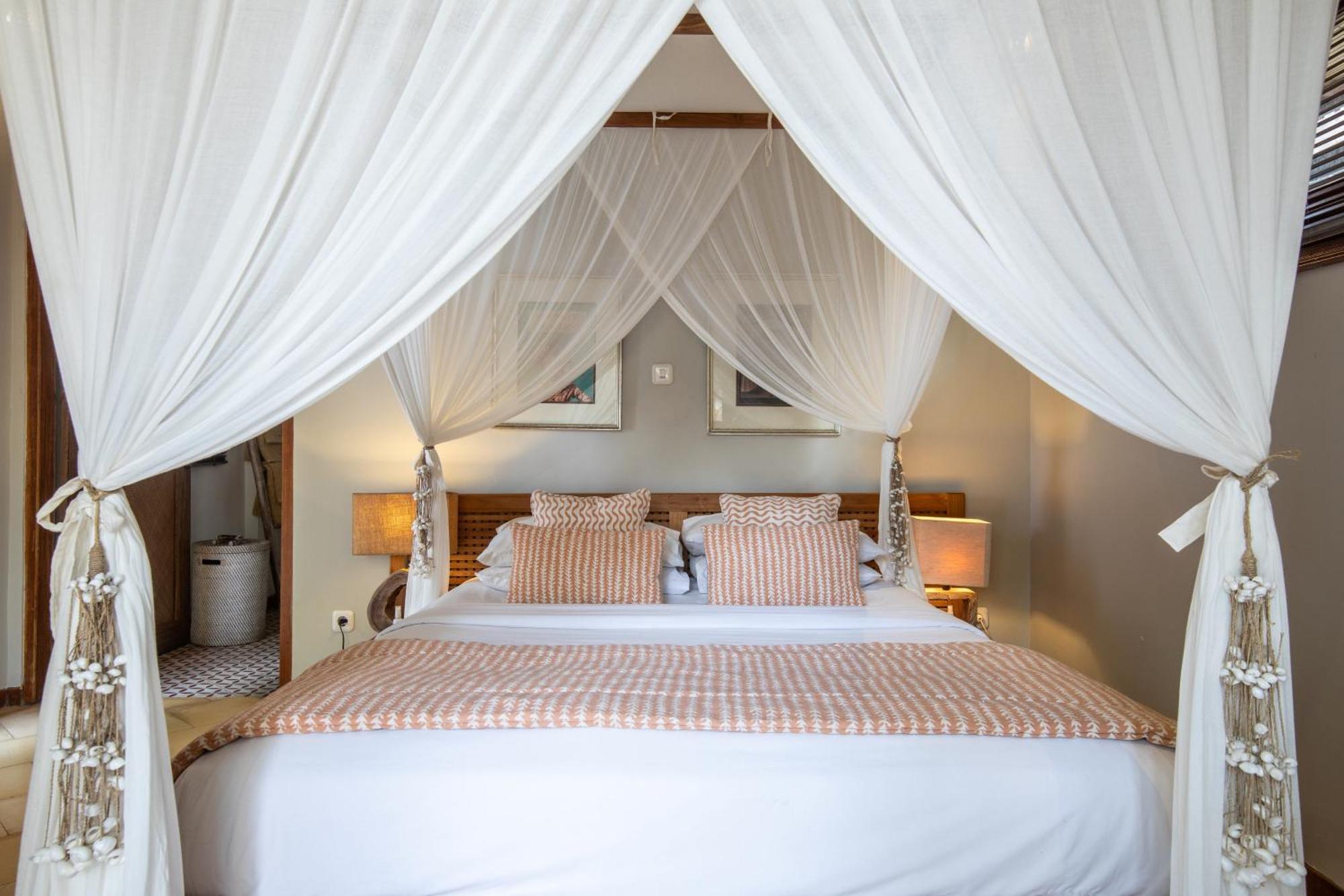 The Gili Beach Resort Gili Trawangan Bagian luar foto